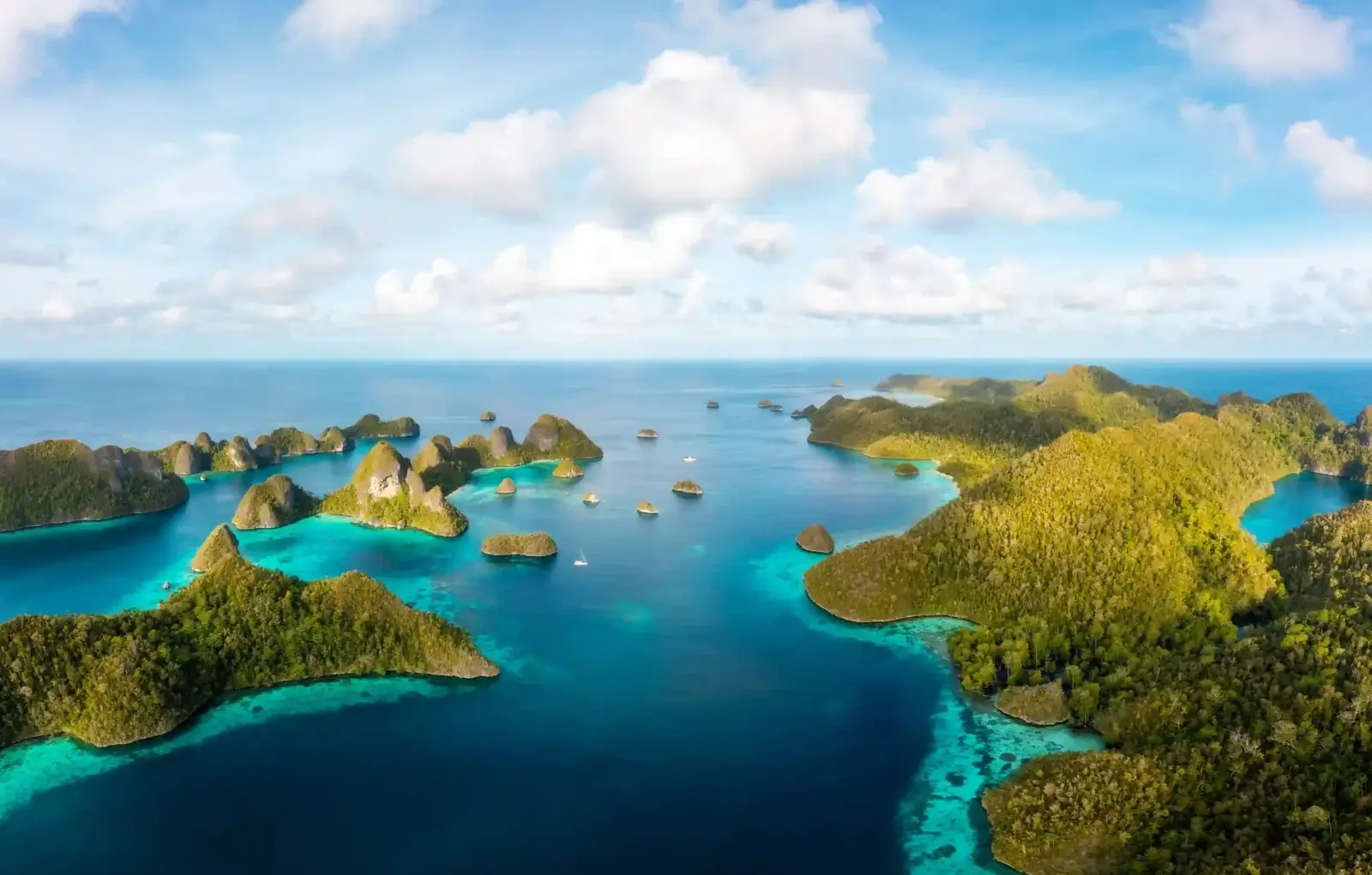 Navigating Flights and Transfers to Raja Ampat via Sorong from Bali